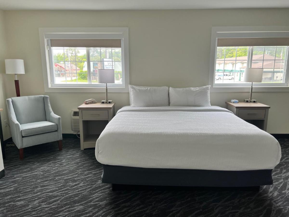 The Beach Haus - Traverse City Ngoại thất bức ảnh