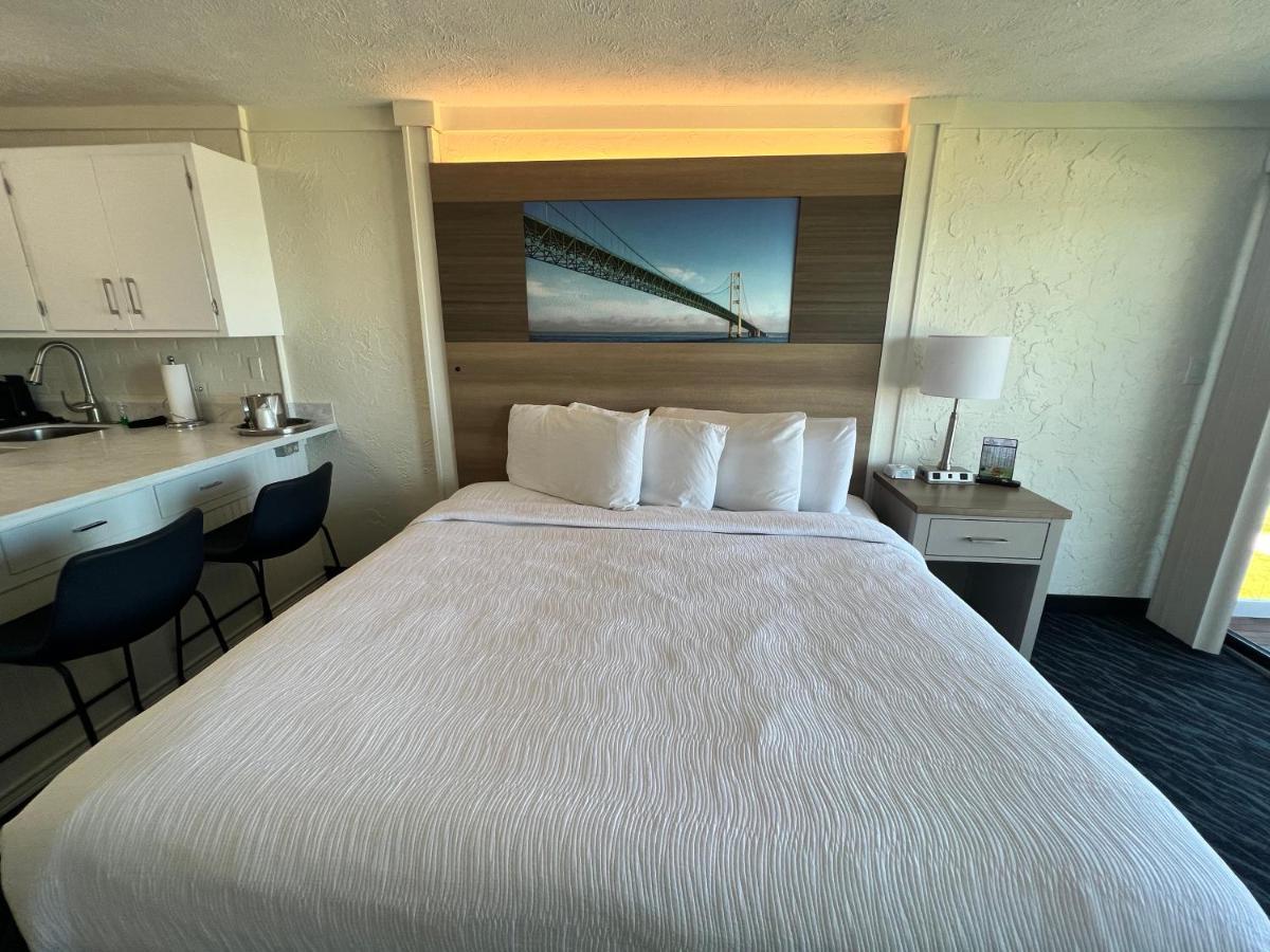 The Beach Haus - Traverse City Ngoại thất bức ảnh